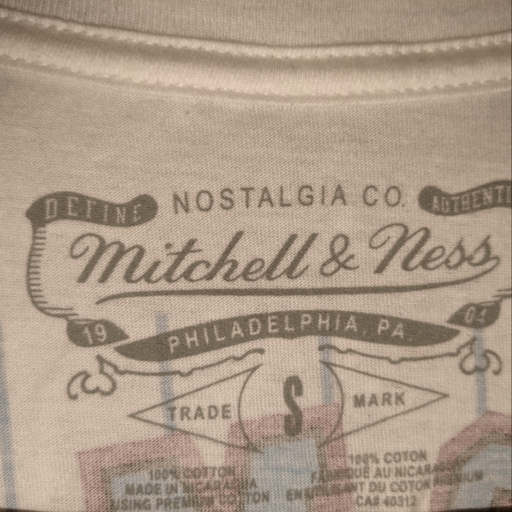 Mitchell and Ness NBA classic t-shirt